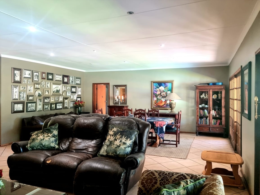 3 Bedroom Property for Sale in Labram Northern Cape